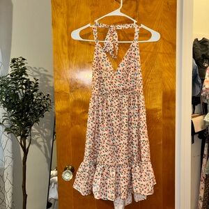 Floral dress with a tie neck